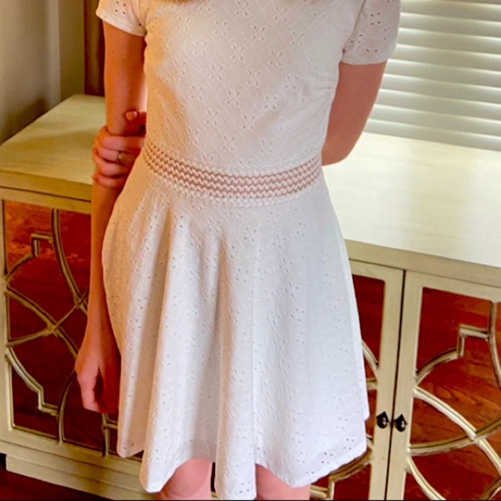 City studio, zipper back white dress